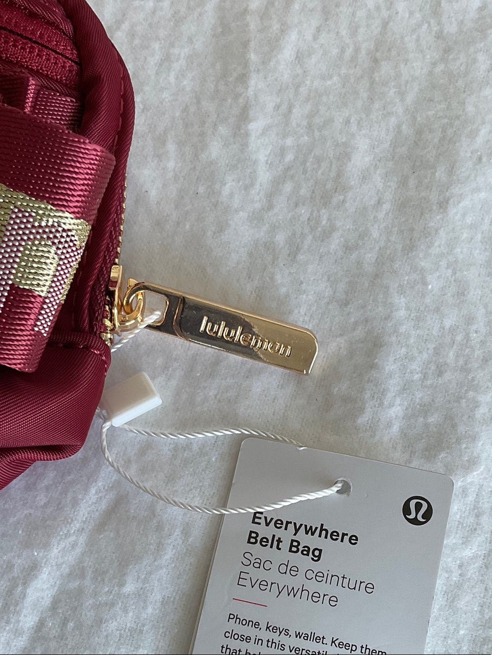 Lululemon Red Everywhere Belt Bag NWT - Picture 3 of 6